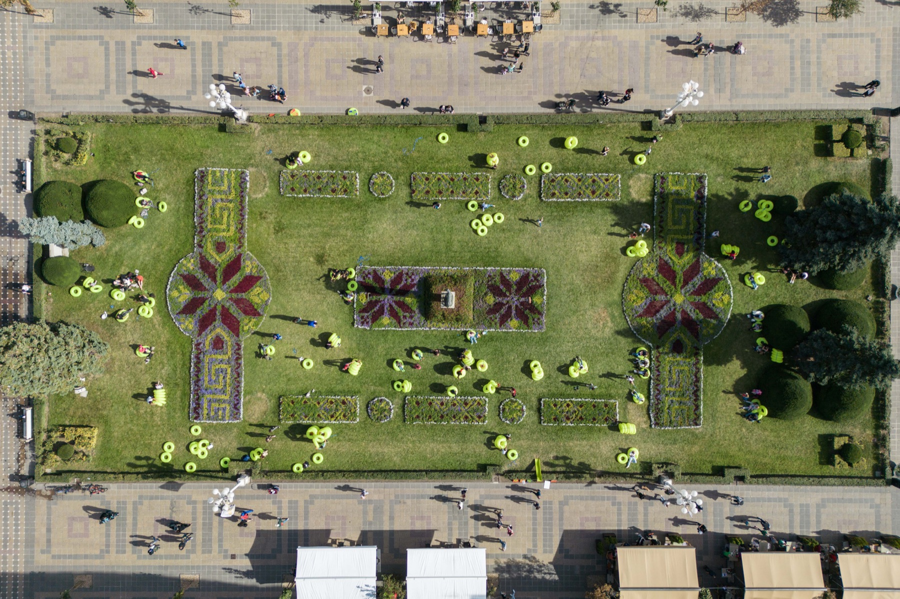 Lido: Please Step on the Grass (Timișoara & Romania), image 2